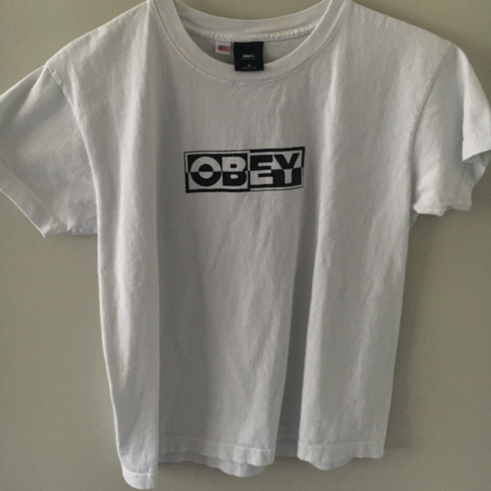 obey shirt